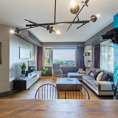 Flat With Fascinating Bosphorus View In Besiktas * Κωνσταντινούπολη